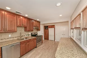 53 Periwinkle Rd, Levittown, NY 11756 - Photo 7