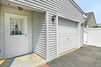 53 Periwinkle Road, Levittown, NY 11756 - Photo 19