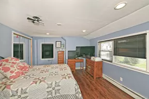 53 Periwinkle Rd, Levittown, NY 11756 - Photo 17
