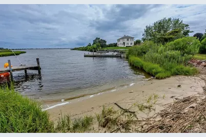 12 Pleasant Avenue, Westhampton, NY 11977 - Photo 5
