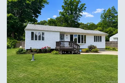 1612 N Gardiner Drive, Bay Shore, NY 11706 - Photo 1