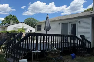 1612 N Gardiner Dr, Bay Shore, NY 11706 - Photo 7