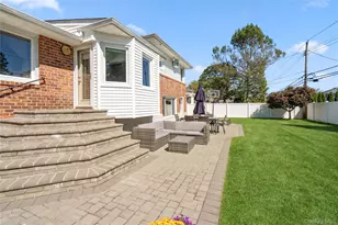 542 N Suffolk Ave, Massapequa, NY 11758 - Photo 35