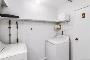 282 Fairview Cir, Middle Island, NY 11953 - Photo 15