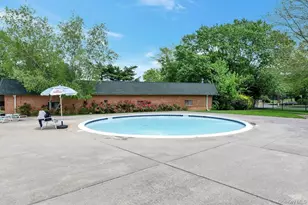 282 Fairview Cir, Middle Island, NY 11953 - Photo 17