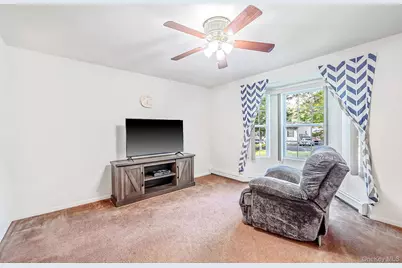 10 Cedar Lane, Medford, NY 11763 - Photo 25
