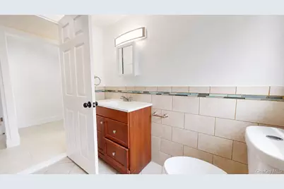 984 Hayes Street, Baldwin, NY 11510 - Photo 19