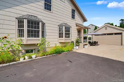 26 Gedney Terrace, White Plains, NY 10605 - Photo 41