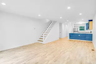 15 Leeward Ln, Port Jefferson, NY 11777 - Photo 7