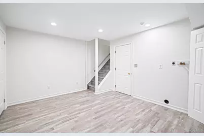 15 Leeward Lane #15, Port Jefferson, NY 11777 - Photo 13