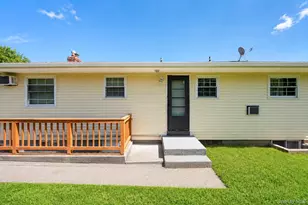 46 Marshall Ave, Brentwood, NY 11717 - Photo 5