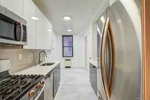 167-10 Crocheron Ave, Flushing, NY 11358 - Photo 11