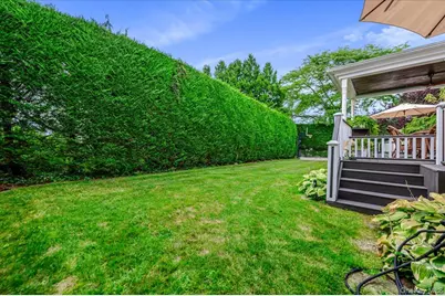 150 Harborview Drive, Massapequa, NY 11758 - Photo 29