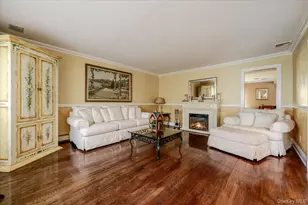 150 Harborview Dr, Massapequa, NY 11758 - Photo 5