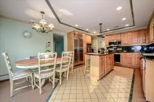 150 Harborview Dr, Massapequa, NY 11758 - Photo 9