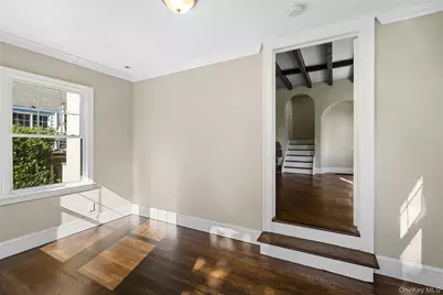 288 Crestwood Avenue, Tuckahoe, NY 10707 - Photo 3