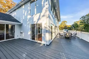 19 Bay Woods Dr, Hampton Bays, NY 11946 - Photo 7