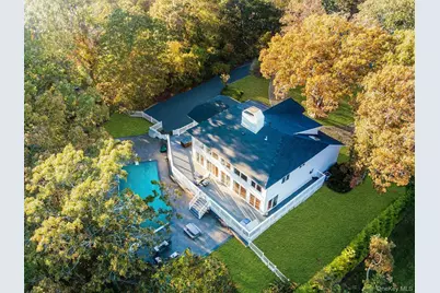 19 Bay Woods Drive, Hampton Bays, NY 11946 - Photo 5