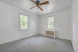 146 Claflin Blvd, Franklin Square, NY 11010 - Photo 9