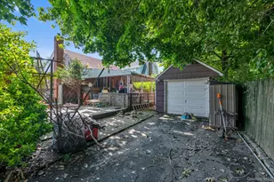 146 Claflin Blvd, Franklin Square, NY 11010 - Photo 31