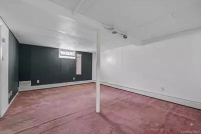 146 Claflin Boulevard, Franklin Square, NY 11010 - Photo 21