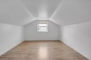 146 Claflin Blvd, Franklin Square, NY 11010 - Photo 17