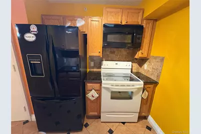 7914 Rockaway Beach Boulevard #5C, Rockaway Beach, NY 11693 - Photo 9