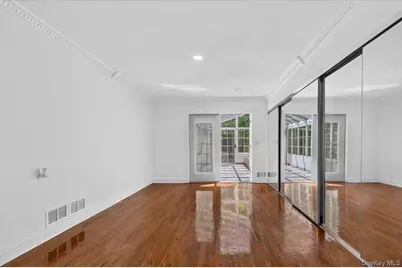 1155 Webster Avenue, New Rochelle, NY 10804 - Photo 11