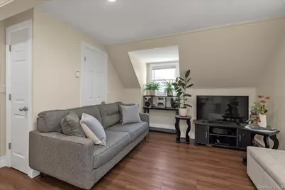 4 Rhame Avenue, East Rockaway, NY 11518 - Photo 15