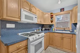 151-57 28th Ave, Flushing, NY 11354 - Photo 11