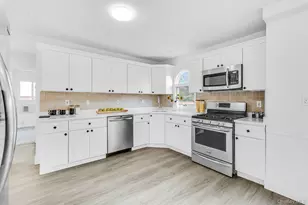 23 Dellmarie Ln, Nesconset, NY 11767 - Photo 13