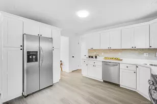 23 Dellmarie Ln, Nesconset, NY 11767 - Photo 15