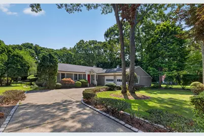 9 Acorn Path, East Quogue, NY 11942 - Photo 3
