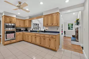 9 Acorn Path, East Quogue, NY 11942 - Photo 11