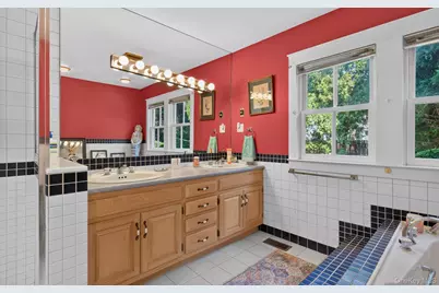 9 Acorn Path, East Quogue, NY 11942 - Photo 37