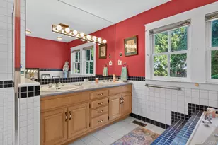 9 Acorn Path, East Quogue, NY 11942 - Photo 37