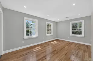 134-26 154th St, Rochdale, NY 11434 - Photo 9