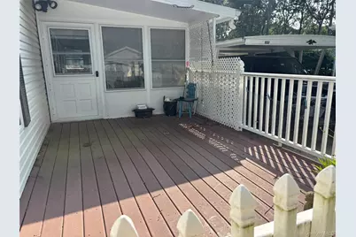 1661 Old Country Road #180, Riverhead, NY 11901 - Photo 5
