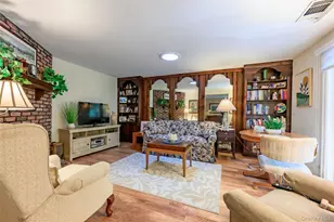 297 Brettonwoods Dr, Coram, NY 11727 - Photo 11