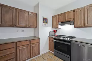 235 Garth Rd, Scarsdale, NY 10583 - Photo 9