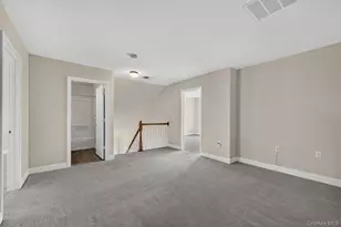 34 Hawthorne Dr, Middletown, NY 10940 - Photo 37