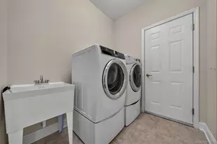 34 Hawthorne Dr, Middletown, NY 10940 - Photo 23