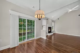 34 Hawthorne Dr, Middletown, NY 10940 - Photo 17