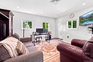 1230 Parkwood Dr, Merrick, NY 11566 - Photo 11