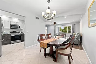 1230 Parkwood Dr, Merrick, NY 11566 - Photo 5
