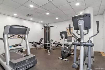 725 Miller Avenue #410, Freeport, NY 11520 - Photo 13