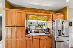 231 Koehl St, Massapequa Park, NY 11762 - Photo 9
