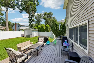 231 Koehl Street, Massapequa Park, NY 11762 - Photo 21