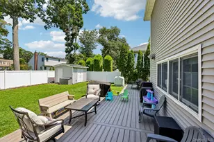 231 Koehl St, Massapequa Park, NY 11762 - Photo 21