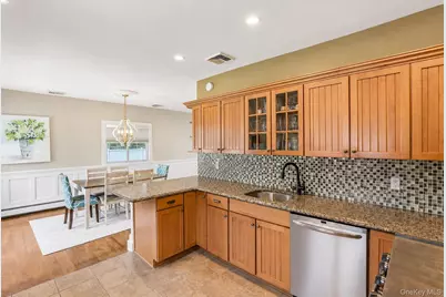 231 Koehl Street, Massapequa Park, NY 11762 - Photo 7